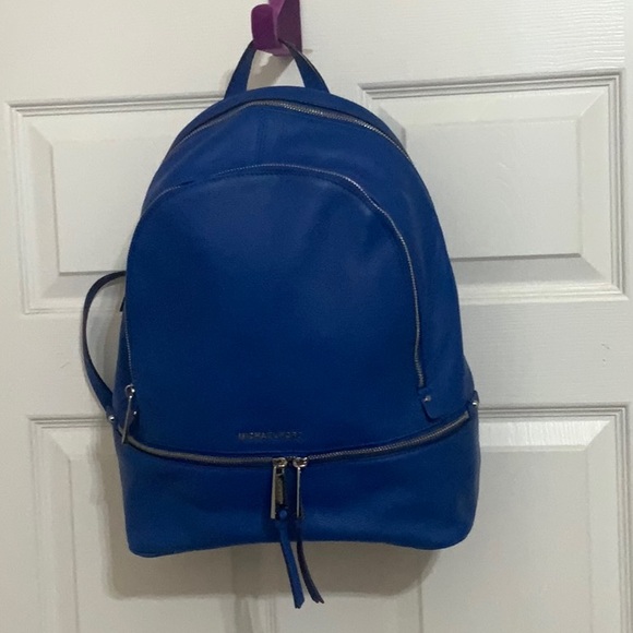 Michael Kors-EUC-Rhea pebbled leather backpack Approx. 14”x12.5”5”-Retail 358 - Picture 1 of 9